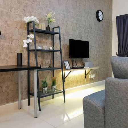 Puchong 8-12 Pax 5Min Lrt Cozy Apartment Ioi Mall 외부 사진